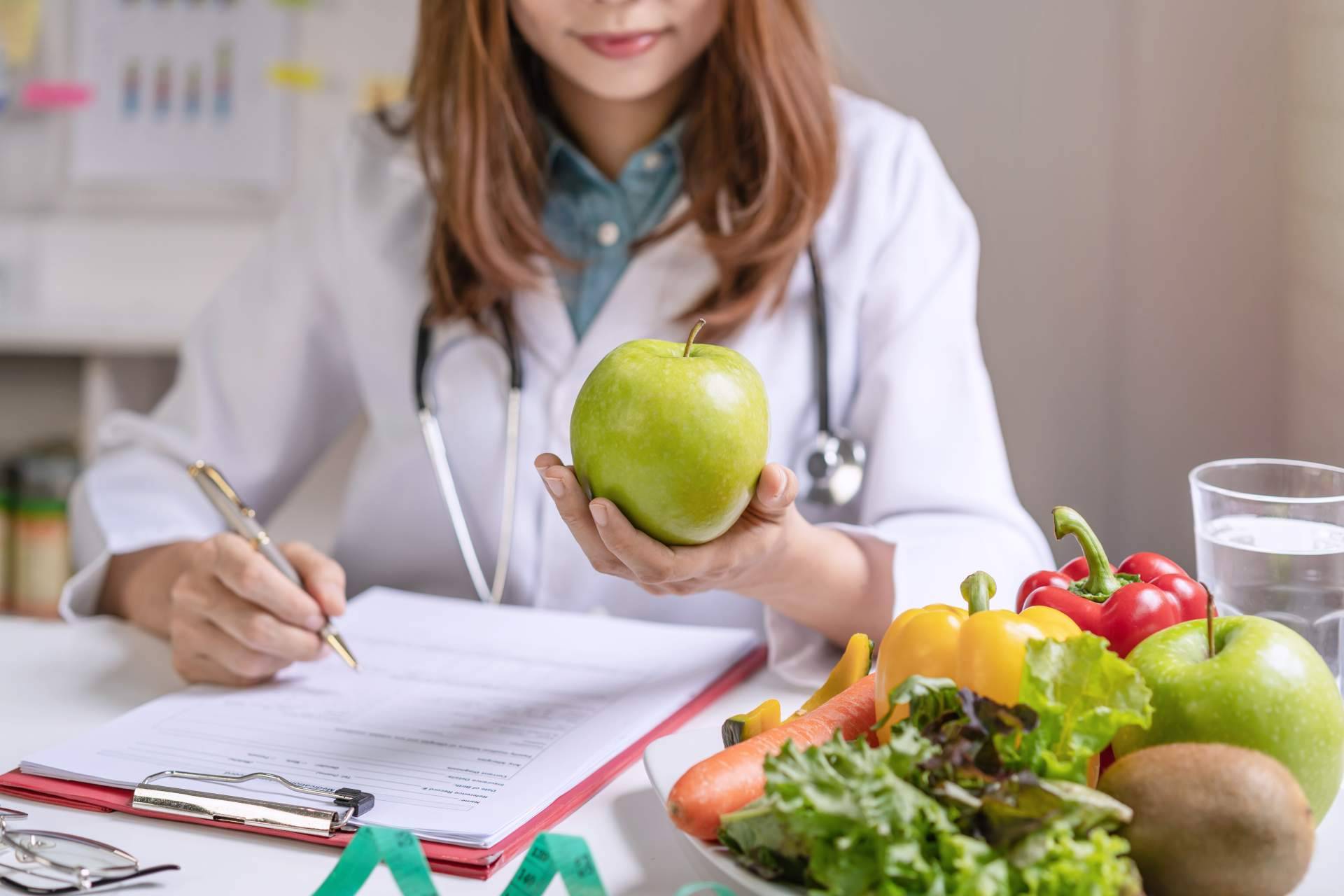 Nutricionista online, el servicio de nutrición con planes personalizados que ofrece Mejor Hablemos