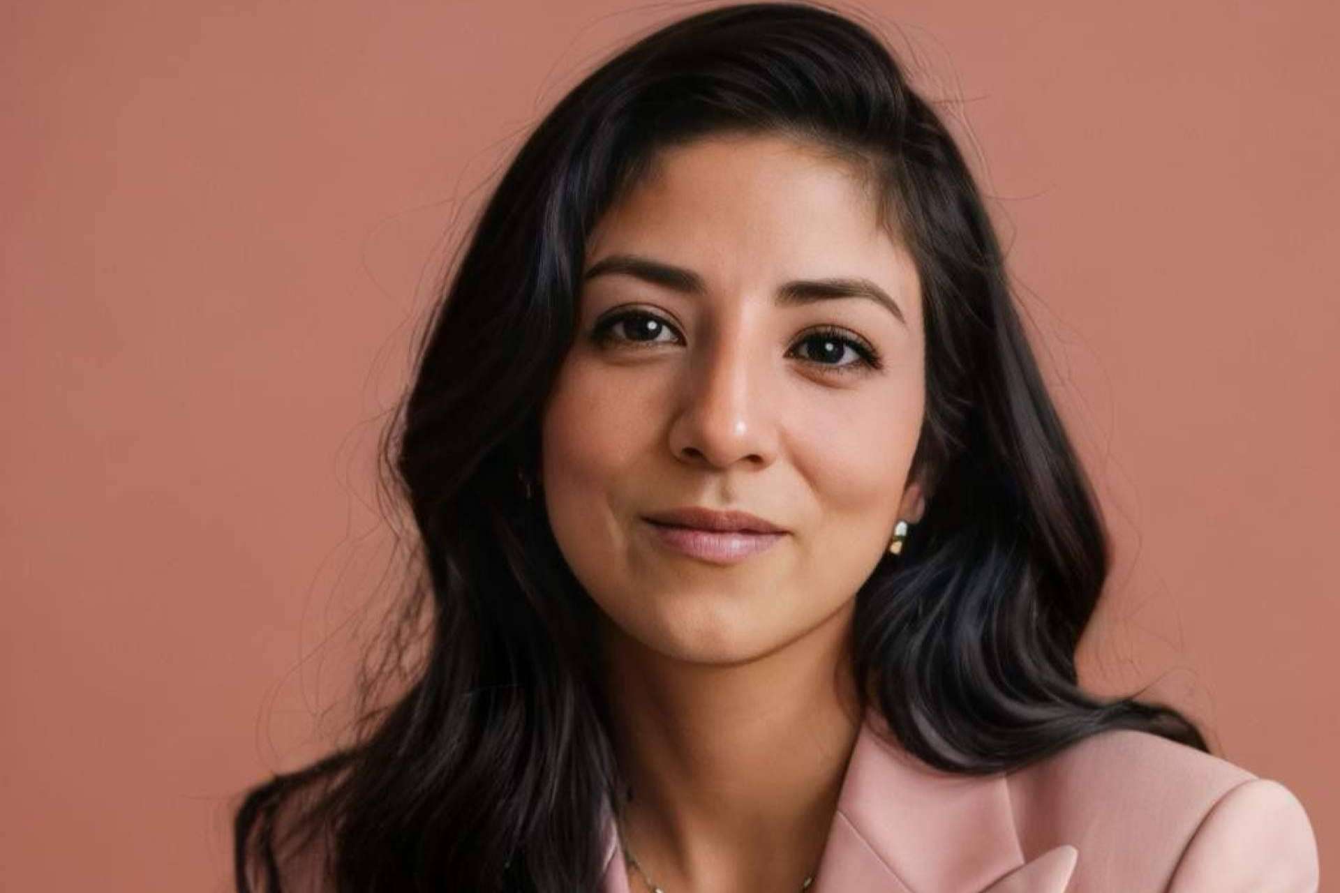 Stefany Zamora Holyoak lidera la consolidación de Gen Leads en Colombia